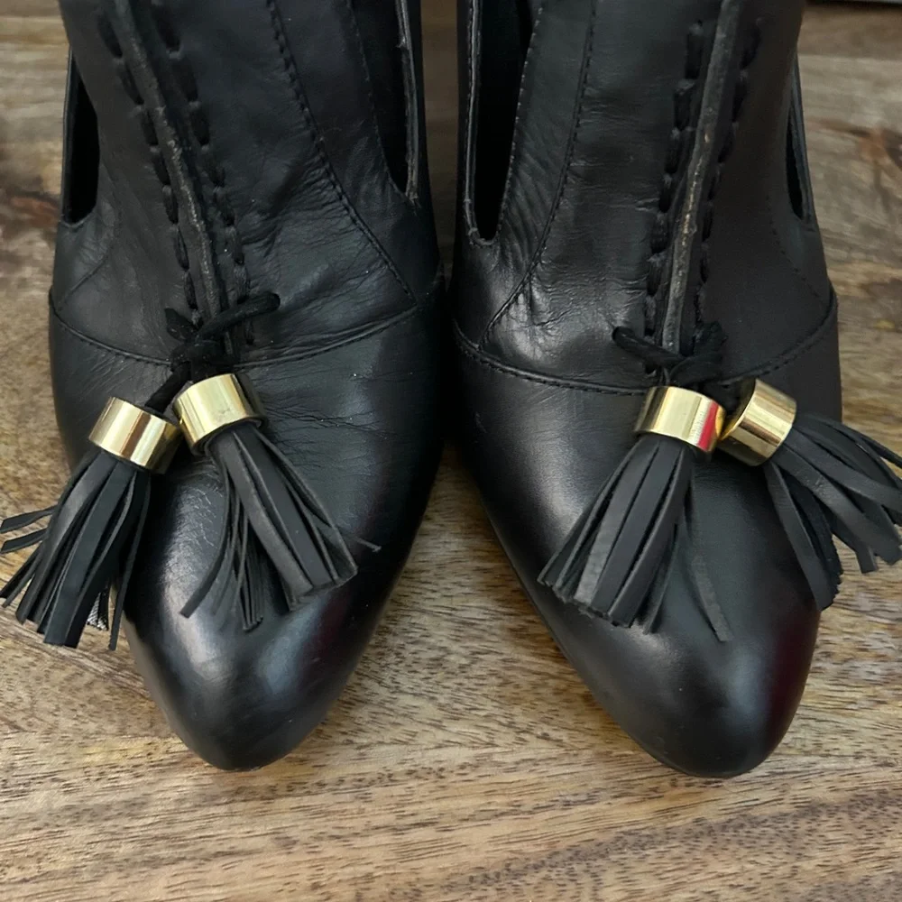 LOLA CRUZ Black Heels with Tassels - Picture 4 of 7